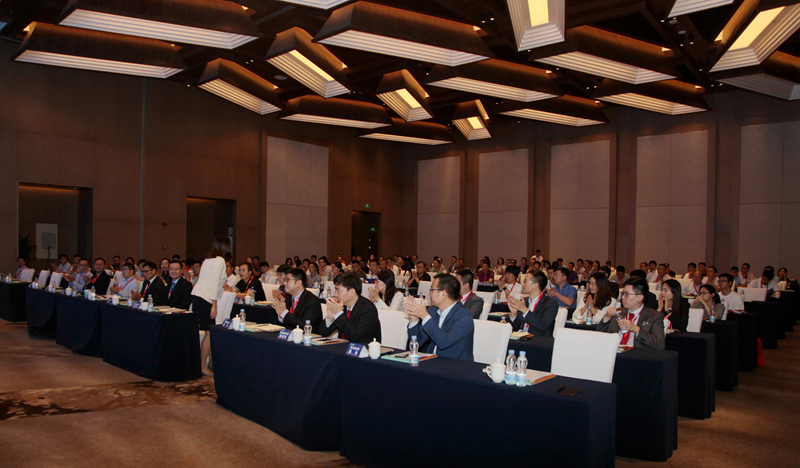明日控股舉辦&ldquo;產(chǎn)融結(jié)合&middot;產(chǎn)品升級&rdquo;聚乙烯產(chǎn)業(yè)主題研討會