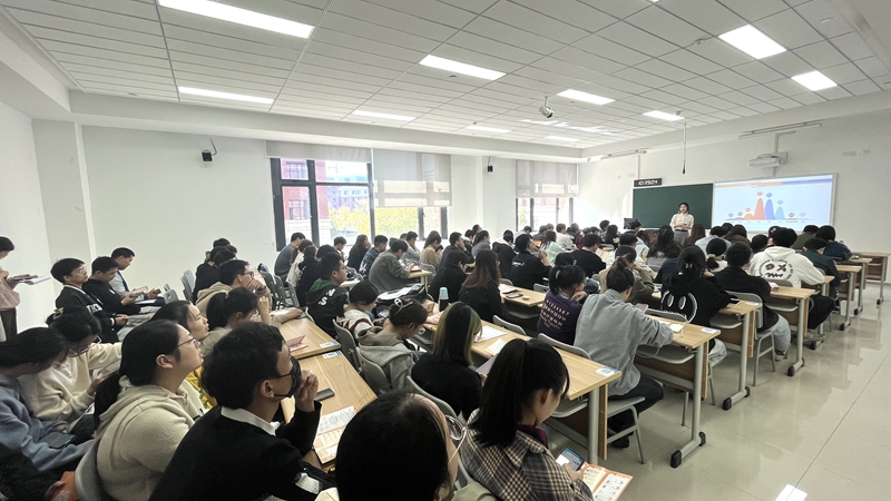 明日&ldquo;精英業(yè)務(wù)&rdquo;項(xiàng)目獲秋季校招學(xué)子青睞