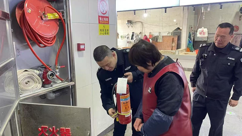 浦江農批市場開展&ldquo;問與答、學與用&rdquo;消防安全主題活動