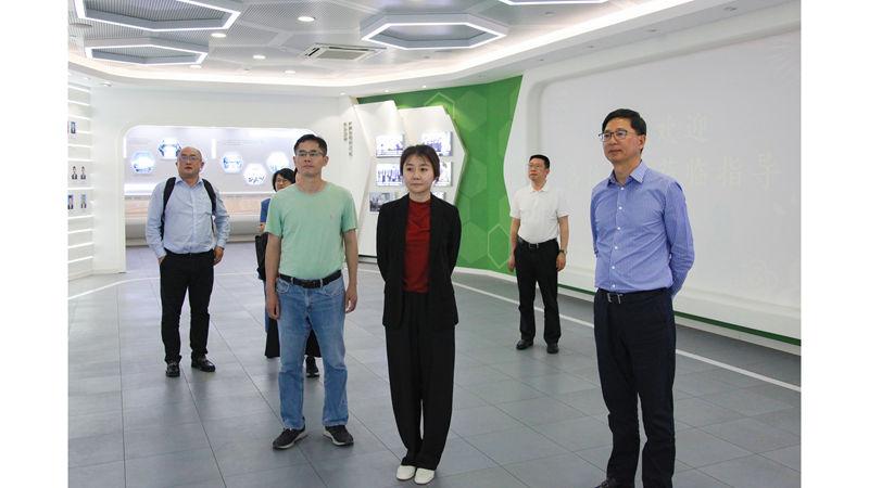 曹勇奇會(huì)見華睿投資和西湖大學(xué)客人